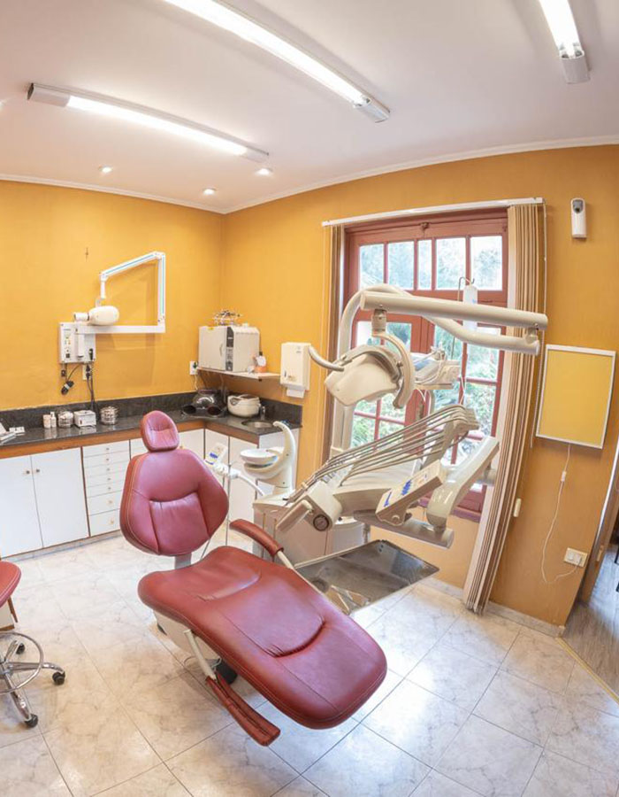 venier-odontologia-dentista-bahia-blanca-dentistas-zona-caries-ortodoncia-bruxismo-fluorosis-implantes-coronarios-corona-clinica-odontologica-consultorio-bruxismo-placas-coronas-0003