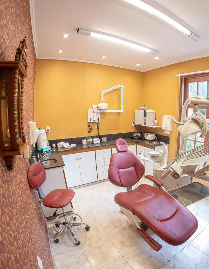 venier-odontologia-dentista-bahia-blanca-dentistas-zona-caries-ortodoncia-bruxismo-fluorosis-implantes-coronarios-corona-clinica-odontologica-consultorio-bruxismo-placas-coronas-0004